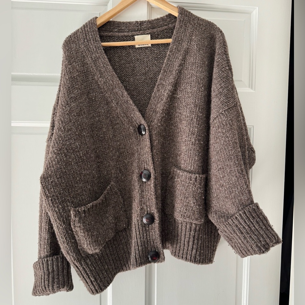 Babaa Wool Cardigan in Grayish Brown (no 11 Oak) with Brown buttons